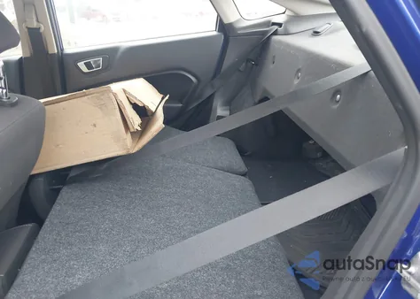 2015 Ford Fiesta Se z USA, uszkodzony, nr VIN 3FADP4BJ4FM196675